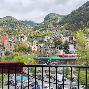 Pere D'urg 3000 Hotel